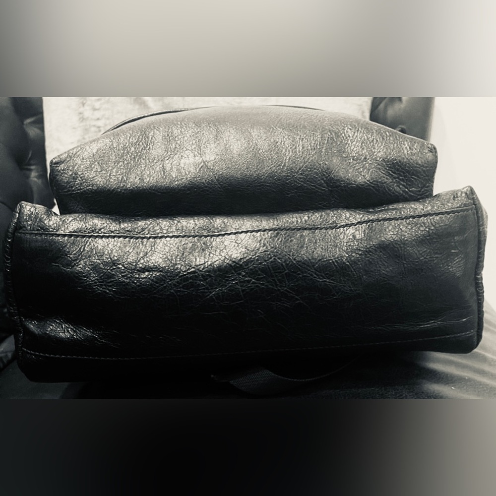 Balenciaga black leather backpack - Picture 3 of 6